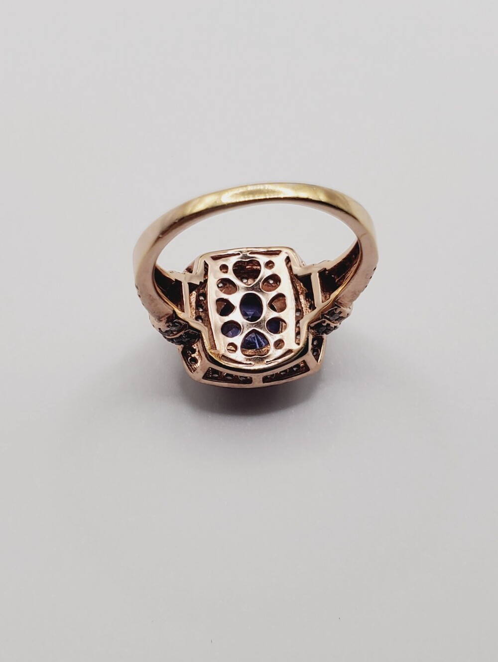 18k Rose Gold - 925 Silver Round Tanzanite, Mocha & White diamond simulants Ring - Picture 6 of 9